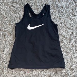 Black Nike running tank size MEDIUM
